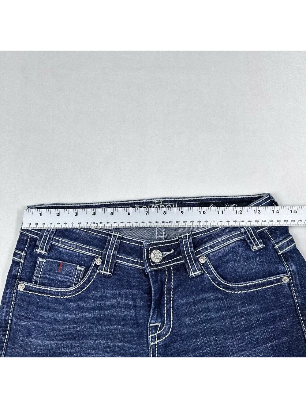Rock & Roll Jeans Skinny American Flag 🇺🇲 Cowgirl Jeans 🇺🇲 Size 26x33